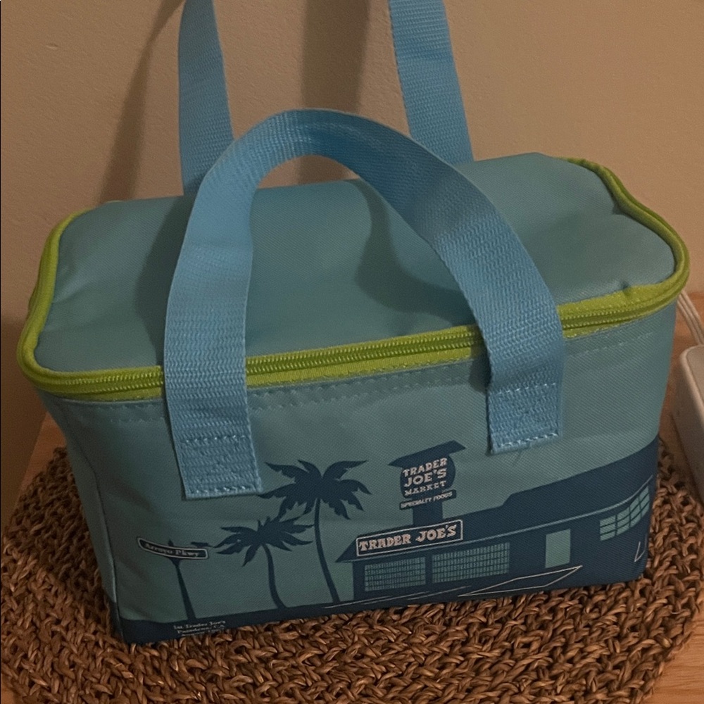Trader Joe's Blue and Green Insulated Bag